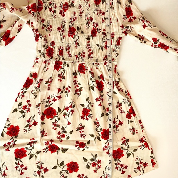 Old Navy Smocked Floral Dress Size 8 Long Sleeve Red Print - Picture 6 of 9